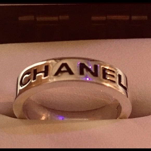 CHANEL Jewelry - RARE CHANEL Solid Sterling Silver Band 6.75